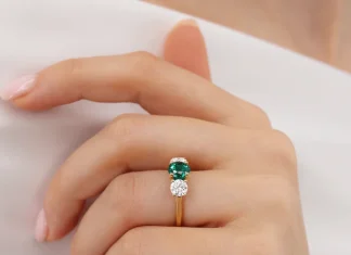 Coloured Stone Engagement Inspiration: The Magic of Lab-Grown Emeralds coloured stone engagement inspiration