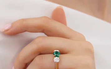 Coloured Stone Engagement Inspiration: The Magic of Lab-Grown Emeralds coloured stone engagement inspiration